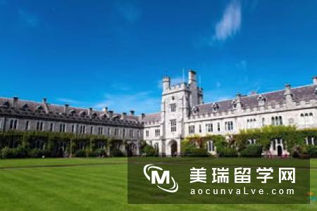 英国大学的“桥梁课程”：预科及国际大一