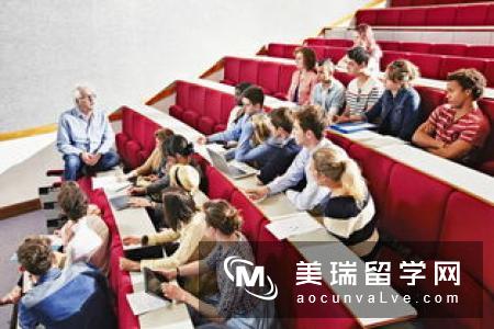 英国本科留学优缺点介绍