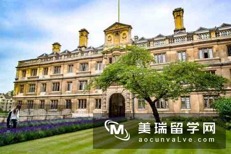 英国大学中学生最佳满意的十所大学总结！