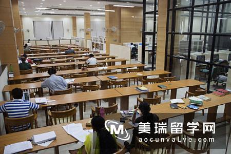 大学本科留学英国费用一览表