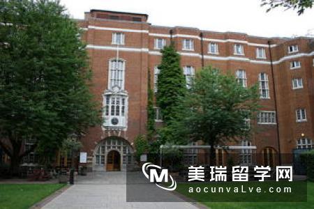 英国华威大学商学院硕士一年费用需要多少?