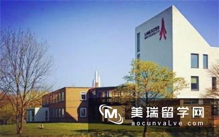 拉夫堡大学和巴斯大学留学费用一样吗?