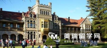 英国留学大学学费清单