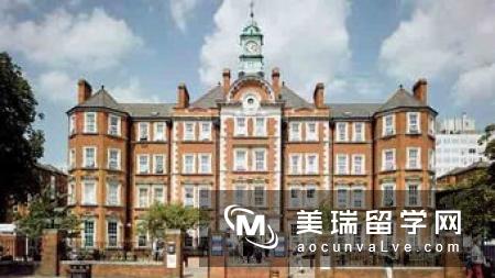 英国利兹大学本科工程专业学费多少？