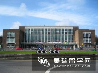 斯旺西大学 - Swansea University