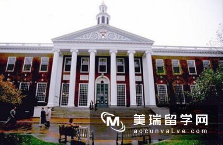 医学推荐大学:赫特福德大学、伦敦大学