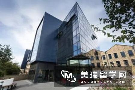 最新英国哈德斯菲尔德大学排名