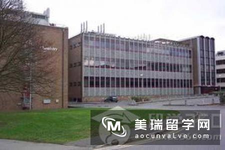 在英国读国际关系专业有哪些大学可以选择?  　　