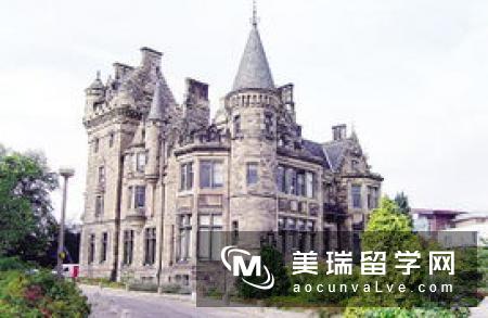 英国留学爱丁堡大学药学专业申请要求