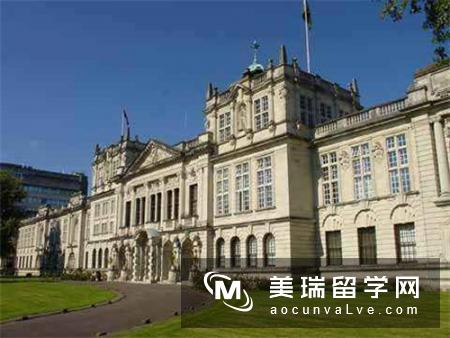 英国留学新闻传媒专业优势大学推荐